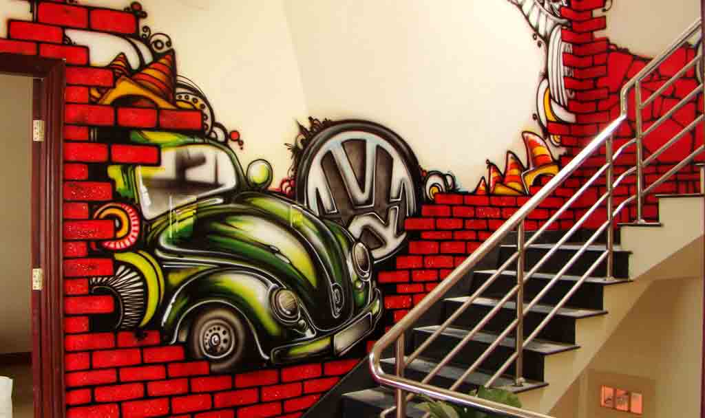 Tại sao nên vẽ tranh tường trang trí quán cà phê, tranh tường 3d xe hơi