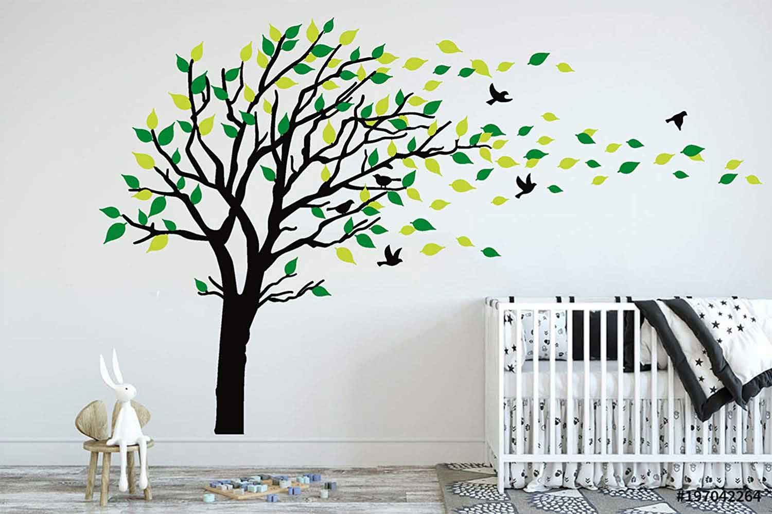 Vẽ tranh tường cái cây - cây màu xanh vàng có chim bay